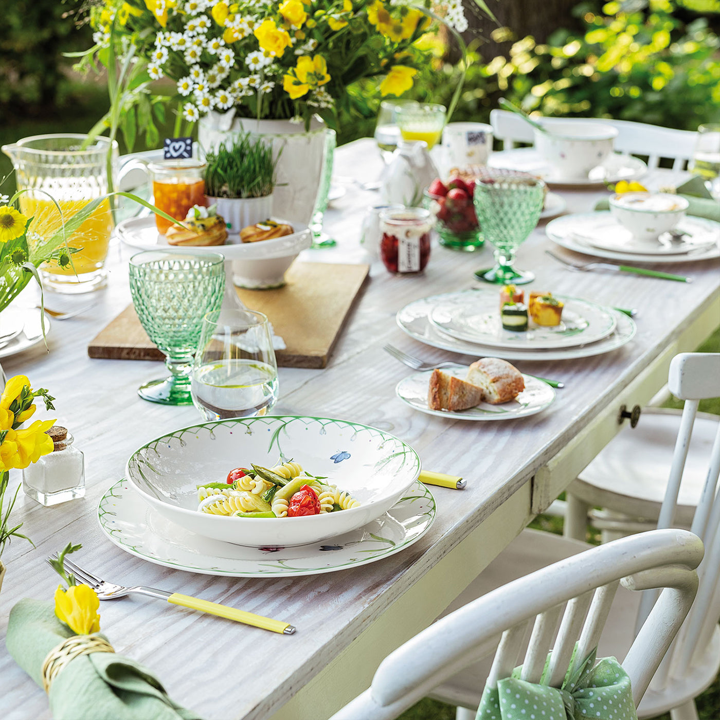 ЧАШКА И ЧИНИЙКА ЗА КАФЕ VILLEROY&BOCH COLOURFUL SPRING