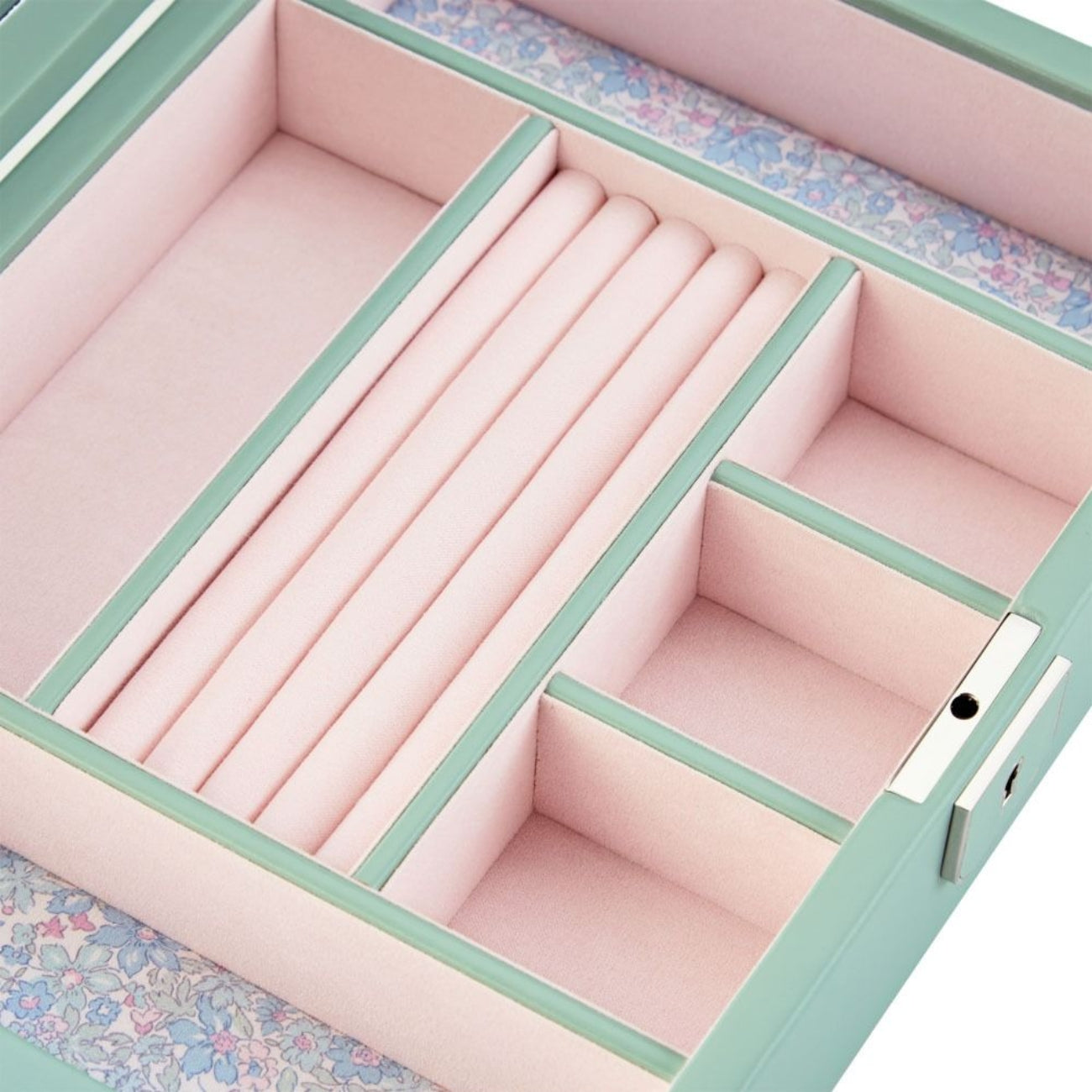 ЛУКСОЗНА КУTИЯ ЗА БИЖУТА M WOLF&LIBERTY JULIA SAGE GREEN