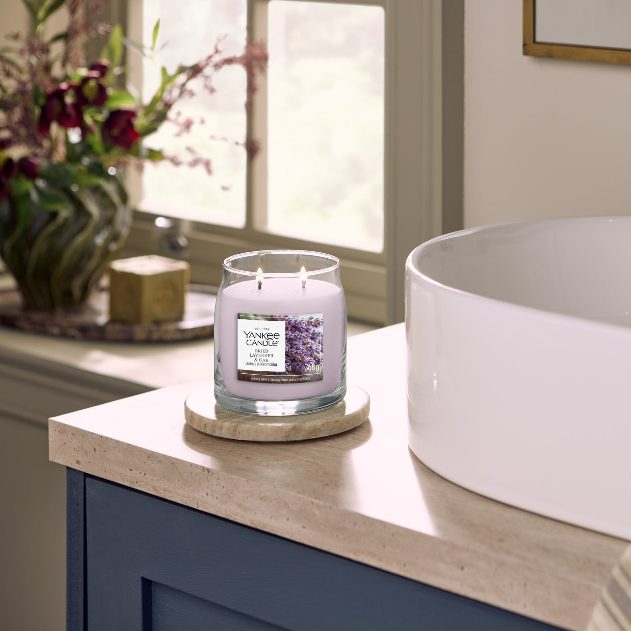 СВЕЩ YANKEE CANDLE SIGNATURE DRID LAVANDER&OAK