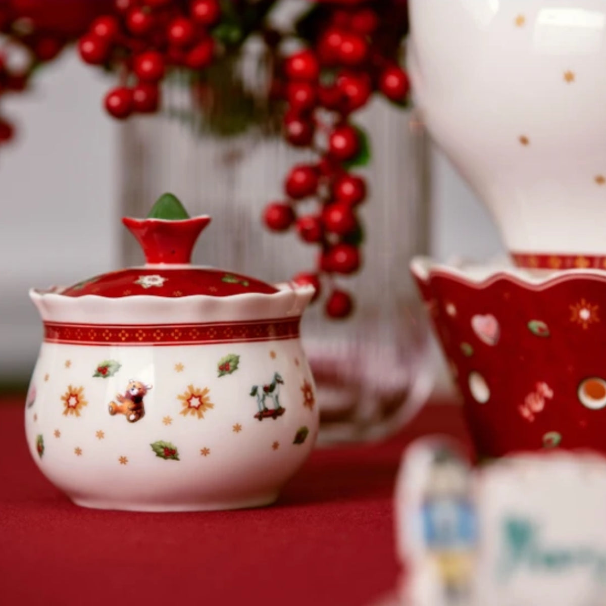 КОЛЕДЕН СЪД ЗА КОНФИТЮР VILLEROY&BOCH TOY`S DELIGHT