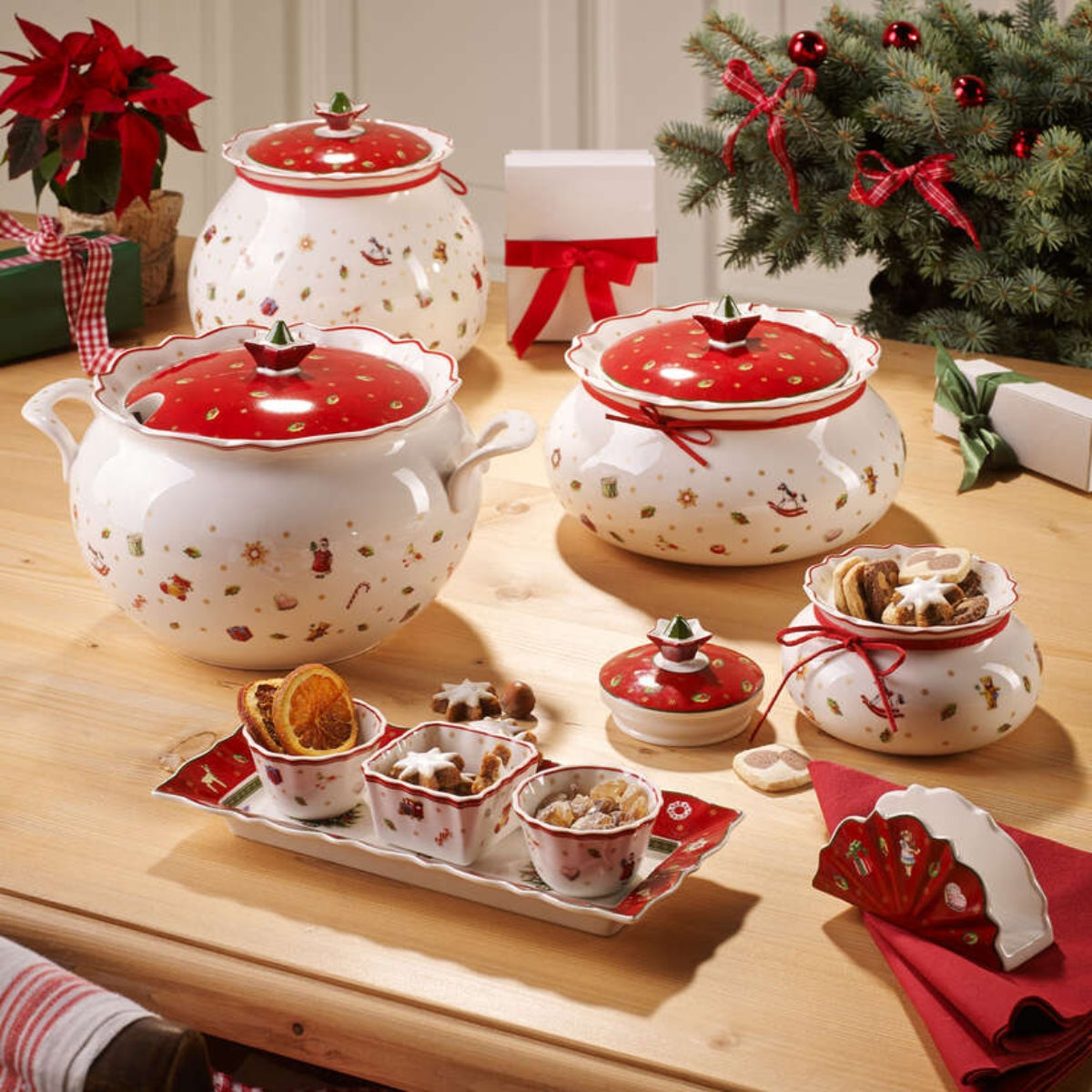 КОЛЕДНА КУТИЯ МАЛКА VILLEROY&BOCH TOY`S DELIGHT