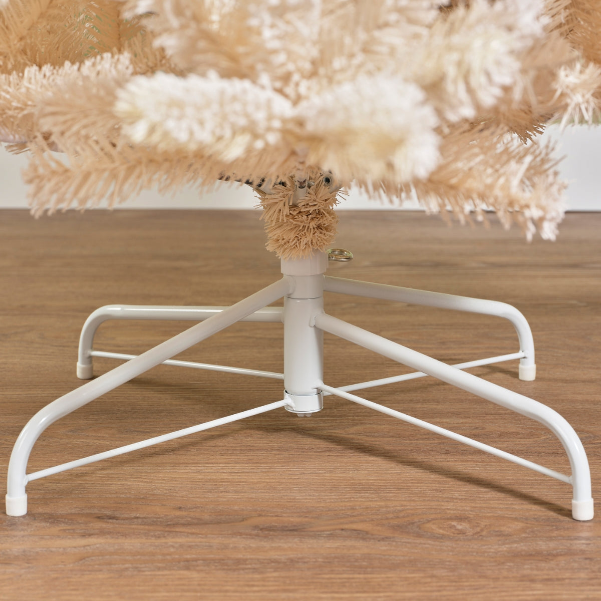 КОЛЕДНА ЕЛХА COZY FLOCKED CREME D130 H210 СМ