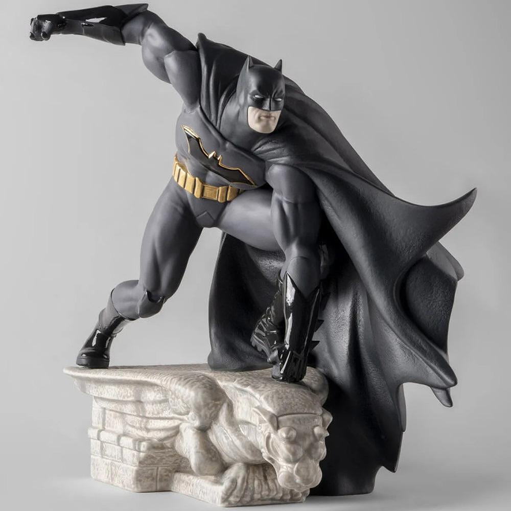 ДЕКОРАТИВНА ФИГУРА LLADRO BATMAN LE 44X43СМ
