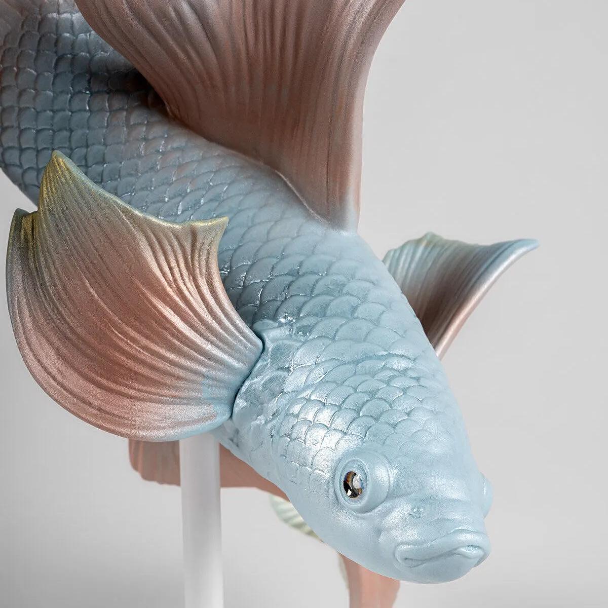 ДЕКОРАТИВНА ФИГУРА LLADRO BETTA FISH LEFT