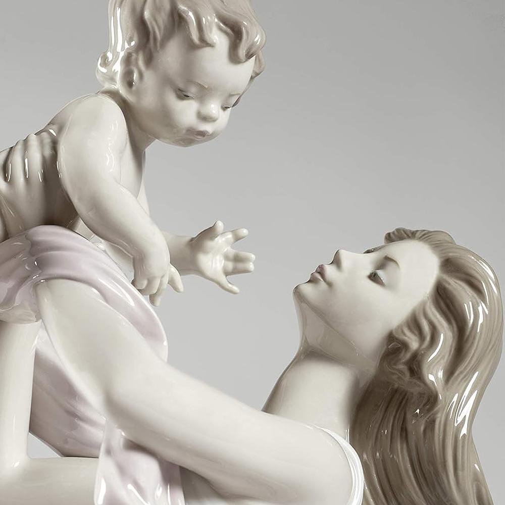 ДЕКОРАТИВНА ФИГУРА LLADRO MY LITTLE SWEETIE 46X29СМ