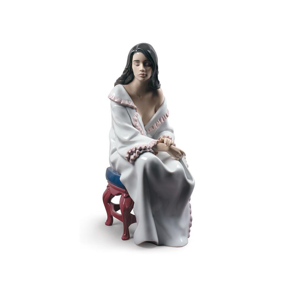 ДЕКОРАТИВНА ФИГУРА NAO BY LLADRO MORNING REPOSE 40Х13СМ