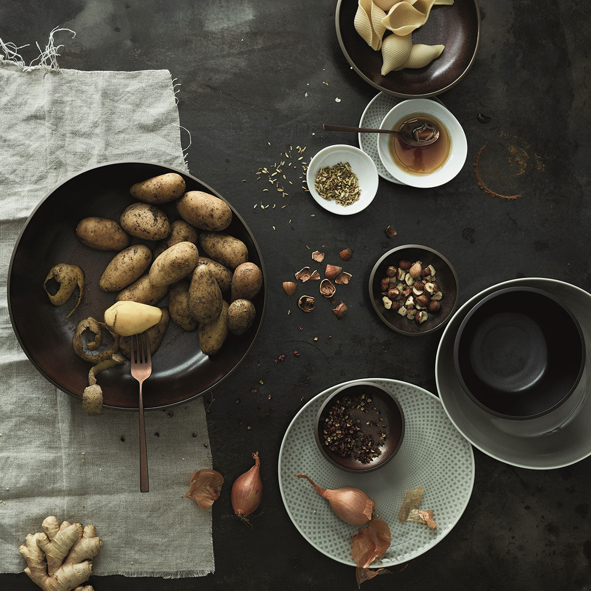 ЧИНИЯ ОСНОВНА 27СМ ROSENTHAL JUNTO BRONZE