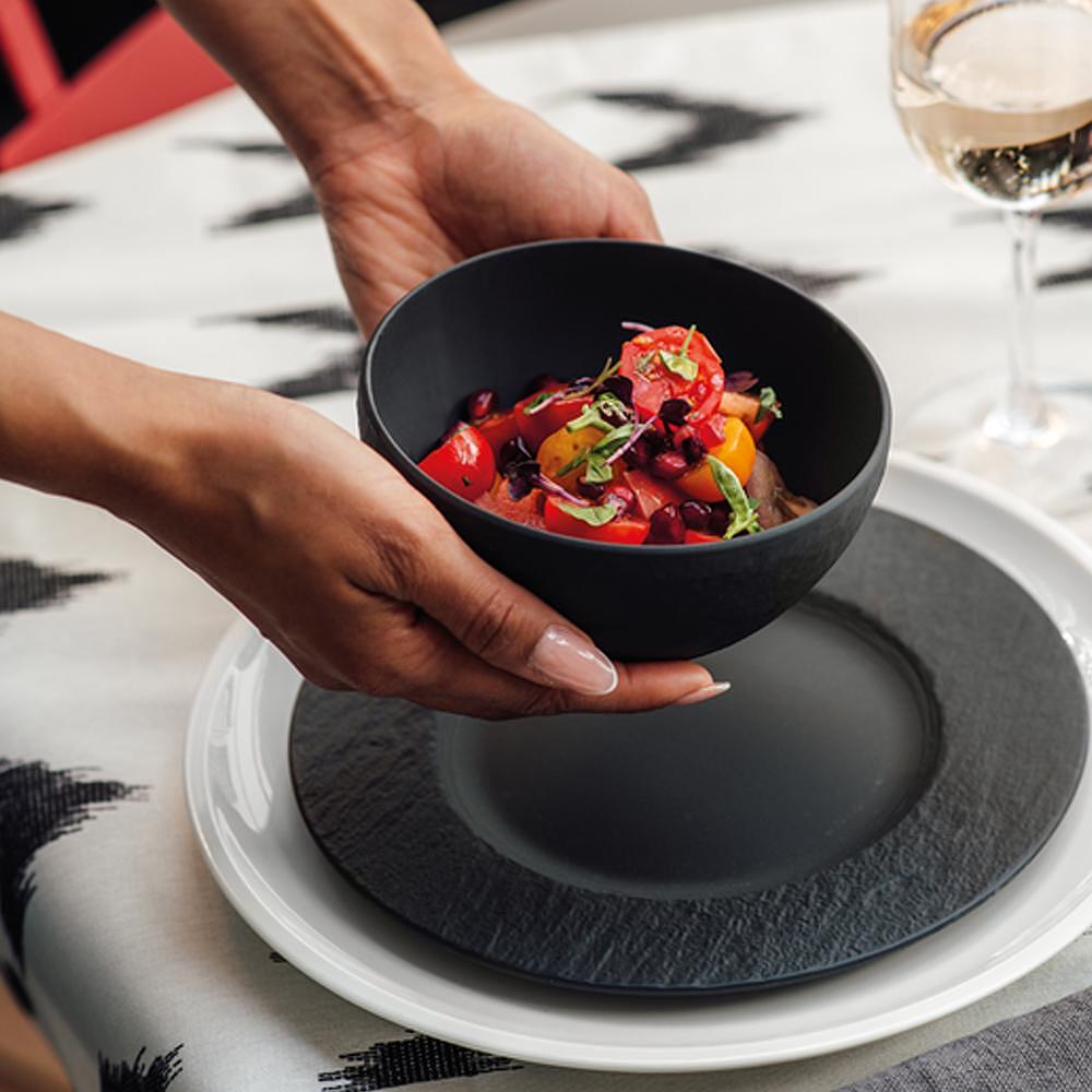САЛАТНА ЧИНИЯ VILLEROY & BOCH MANUFACTURE ROCK BLACK