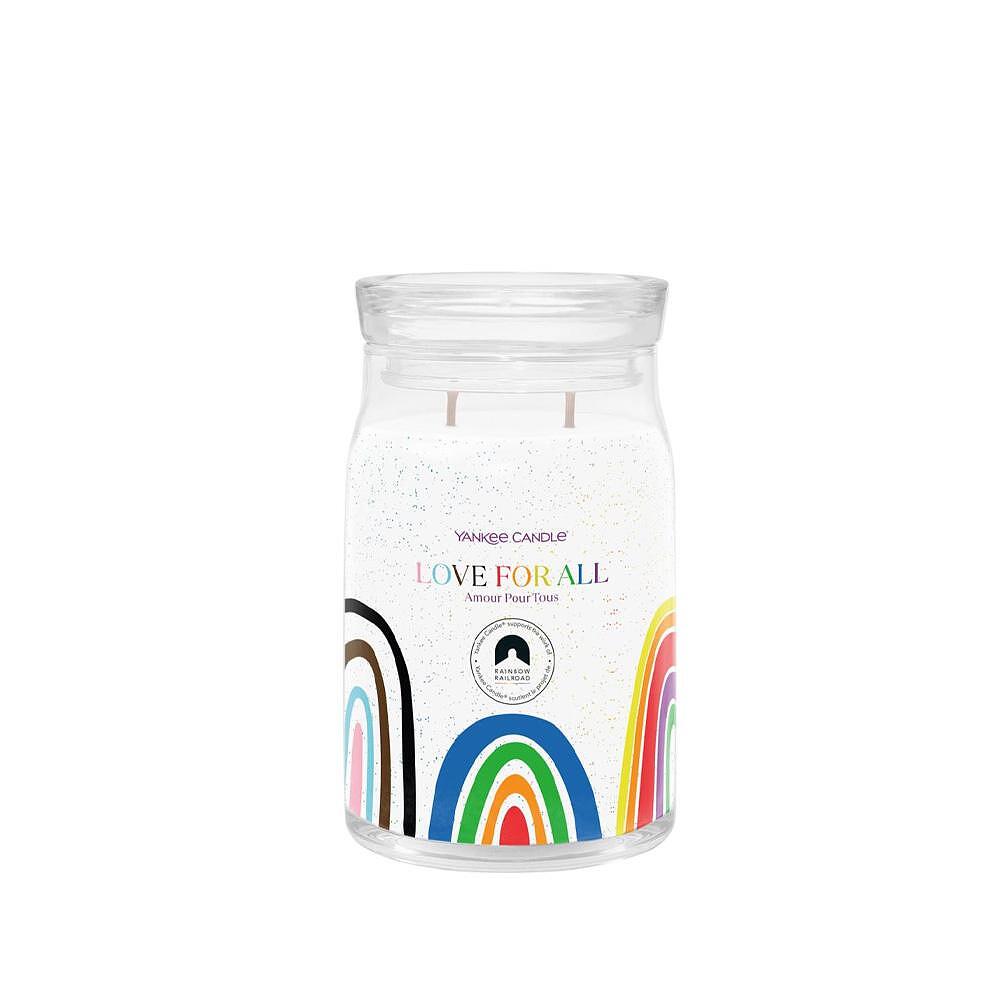 СВЕЩ YANKEE CANDLE SIGNATURE LOVE FOR ALL