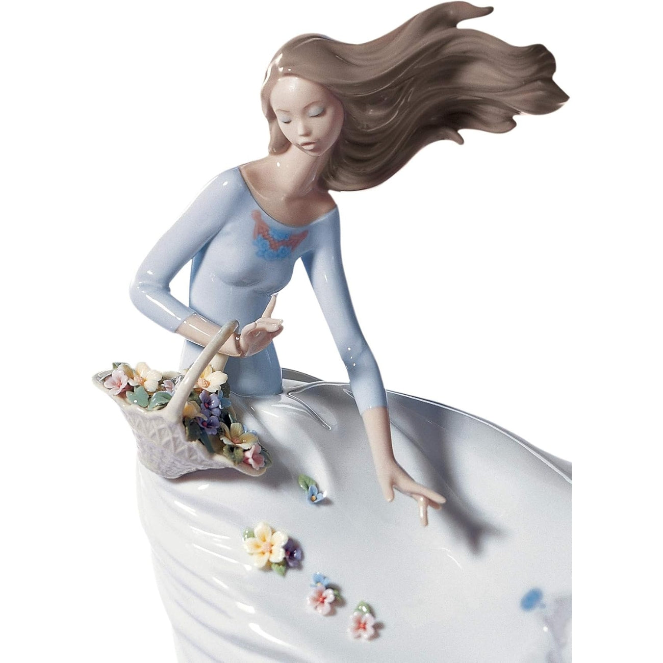 ДЕКОРАТИВНА ФИГУРА LLADRO PETALS ON THE WIND 28Х20 СМ