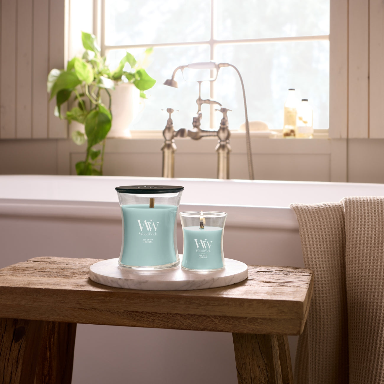 СВЕЩ WOOD WICK SEA SPRAY 