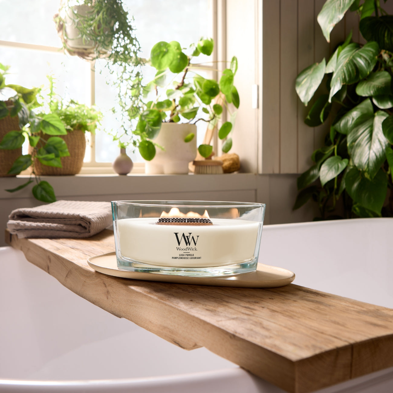 СВЕЩ WOOD WICK ELLIPSE LUSH POMELO