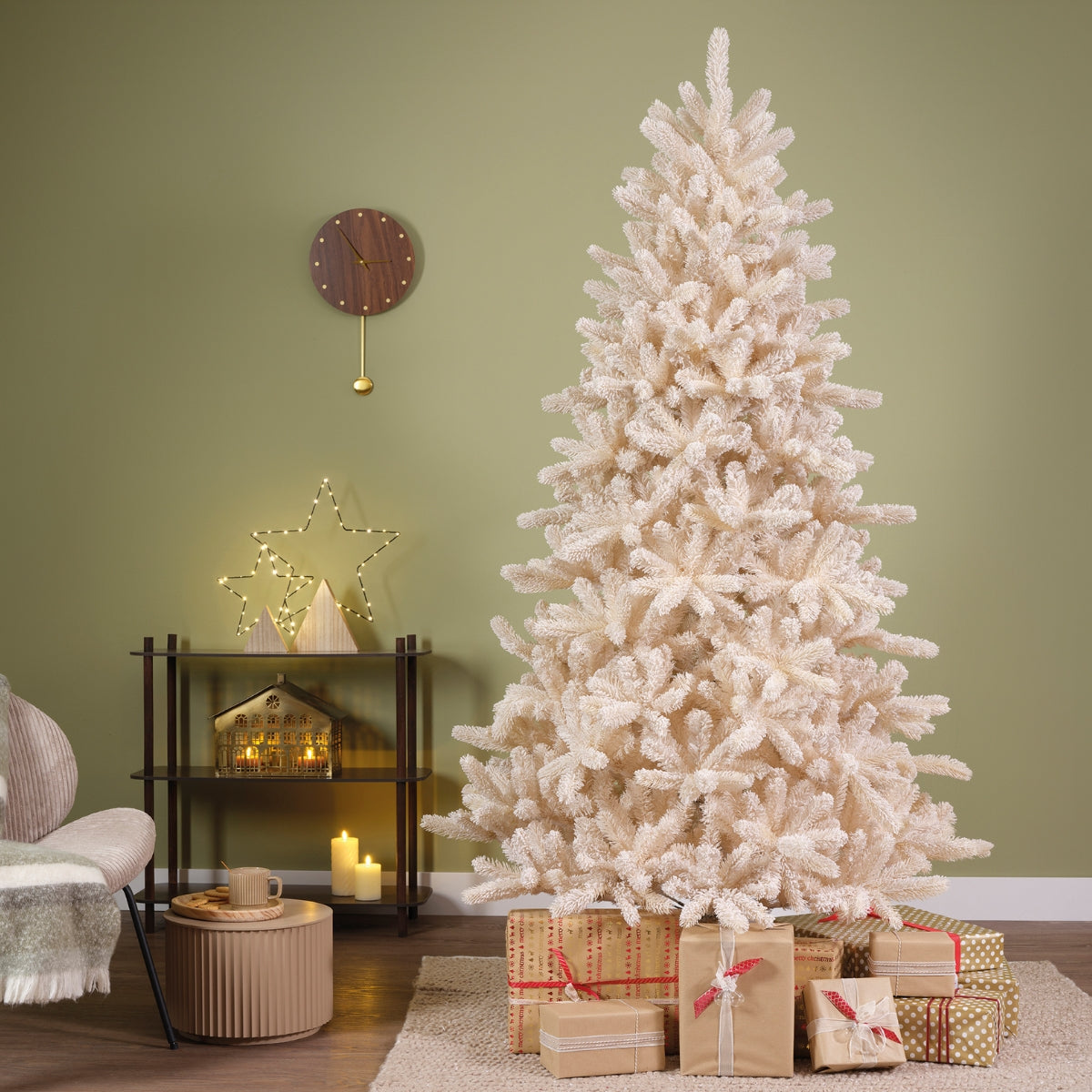 КОЛЕДНА ЕЛХА COZY FLOCKED CREME D130 H210 СМ