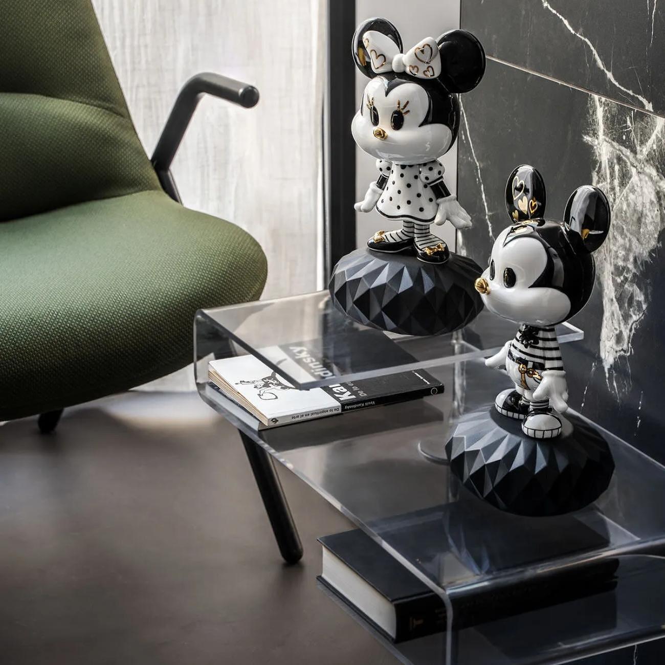 ДЕКОРАТИВНА ФИГУРА LLADRO MINNIE IN BLACK AND WHITE