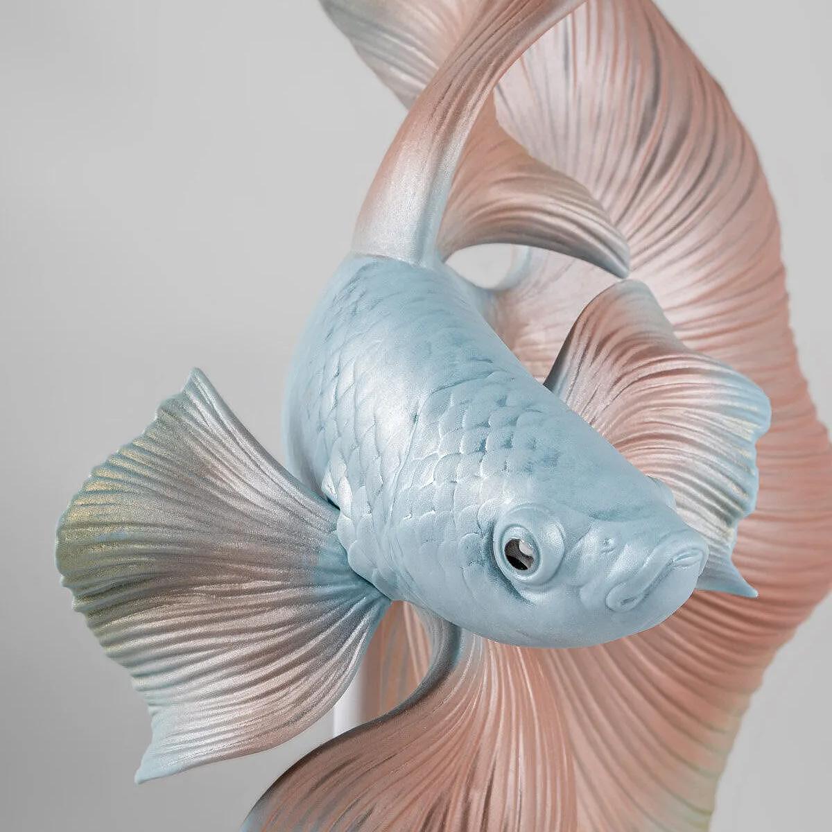 ДЕКОРАТИВНА ФИГУРА LLADRO BETTA FISH RIGHT