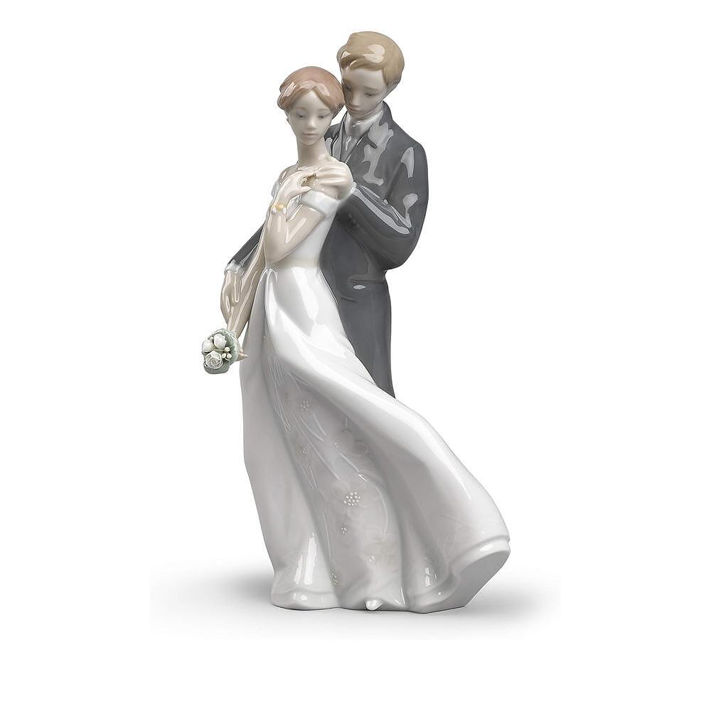 ДЕКОРАТИВНА ФИГУРА LLADRO EVERLASTING LOVE 23Х12СМ