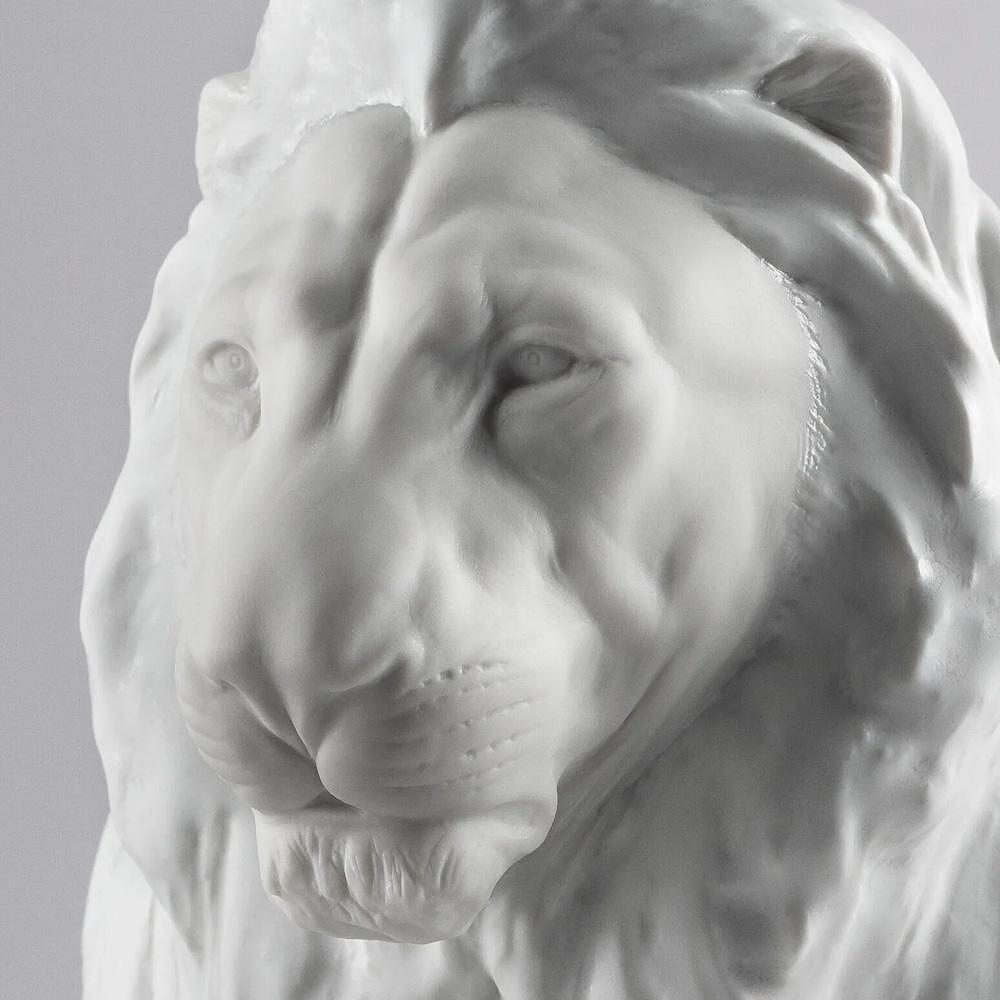ДЕКОРАТИВНА ФИГУРА LLADRO LION WITH CUB 21X44СМ
