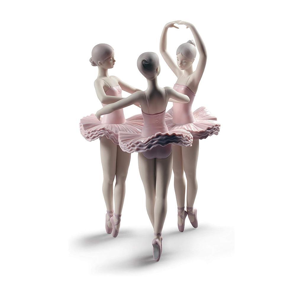 ДЕКОРАТИВНА ФИГУРА LLADRO OUR BALLET POSE 31Х18СМ