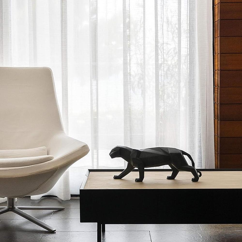 ДЕКОРАТИВНА ФИГУРА LLADRO PANTHER BLACK MAT 19Х50СМ