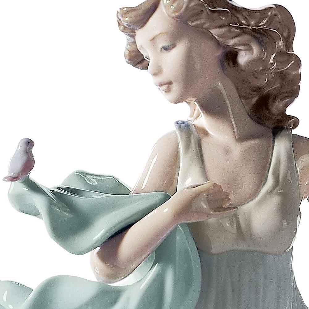 ДЕКОРАТИВНА ФИГУРА LLADRO SUMMER SERENADE 32X21СМ
