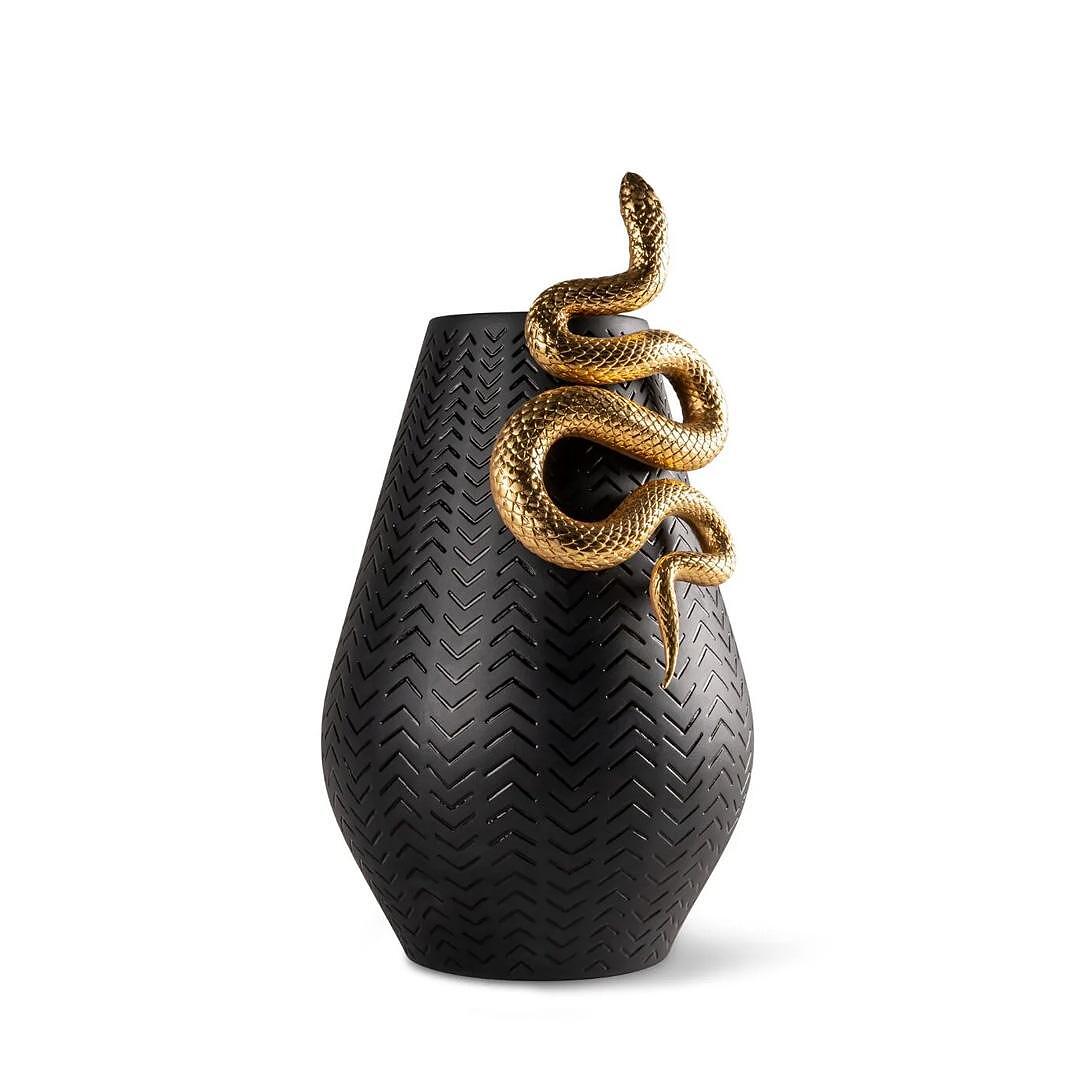 ДЕКОРАТИВНА ВАЗА СЪС ЗМИЯ LLADRO SNAKE VASE 42X24СМ