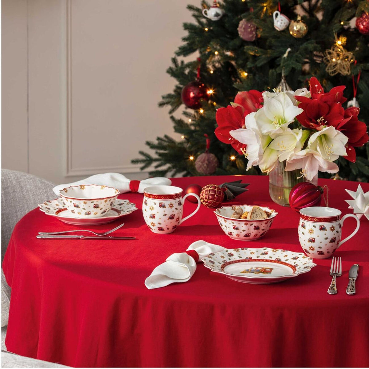 КОМПЛЕКТ КУПИ 4БР 280МЛ VILLEROY&BOCH ANNIVERSARY TOY`S DELIGHT