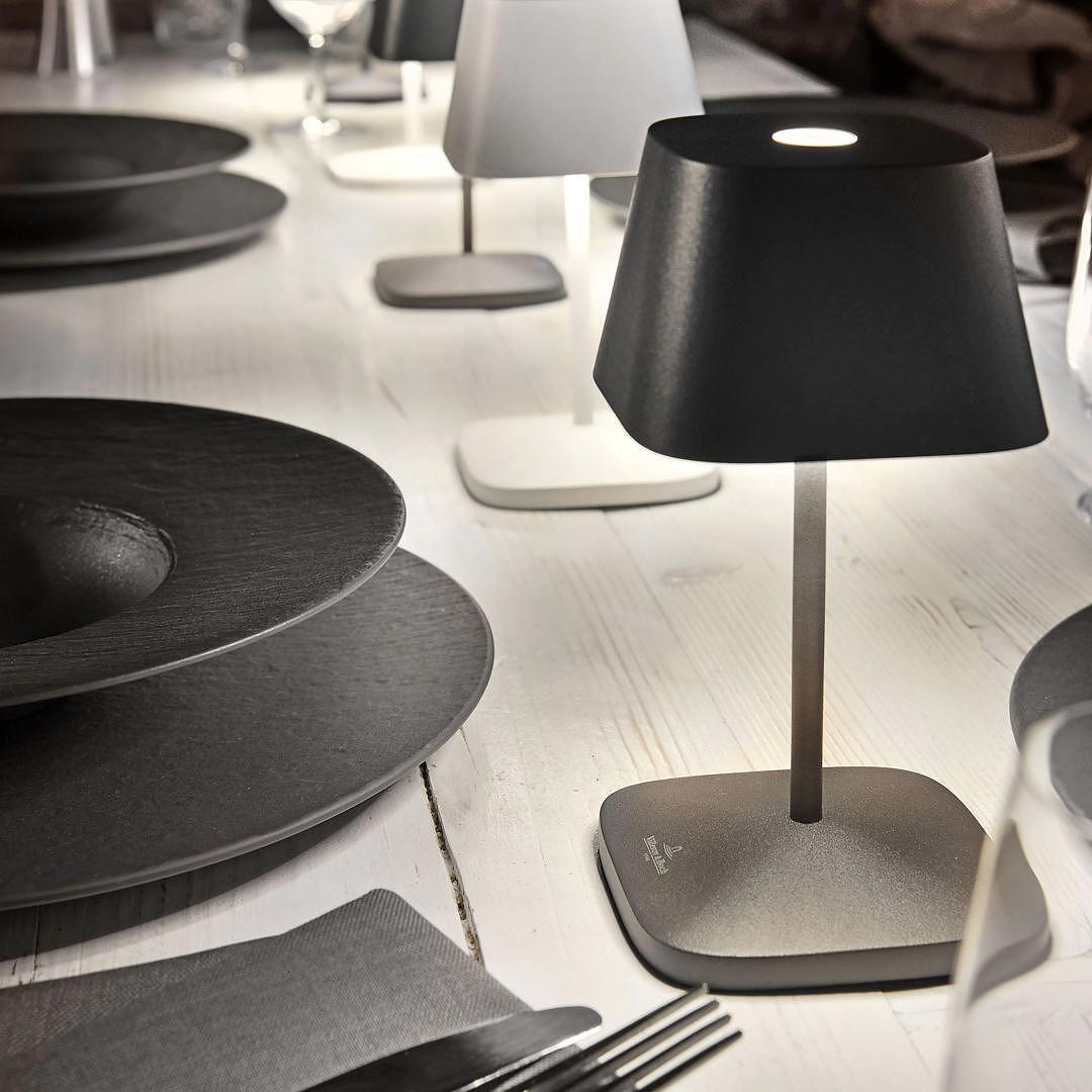 ЛЕД ЛАМПА ЗА МАСА КВАДРАТНА VILLEROY&BOCH NEAPEL ЧЕРНА 20СМ