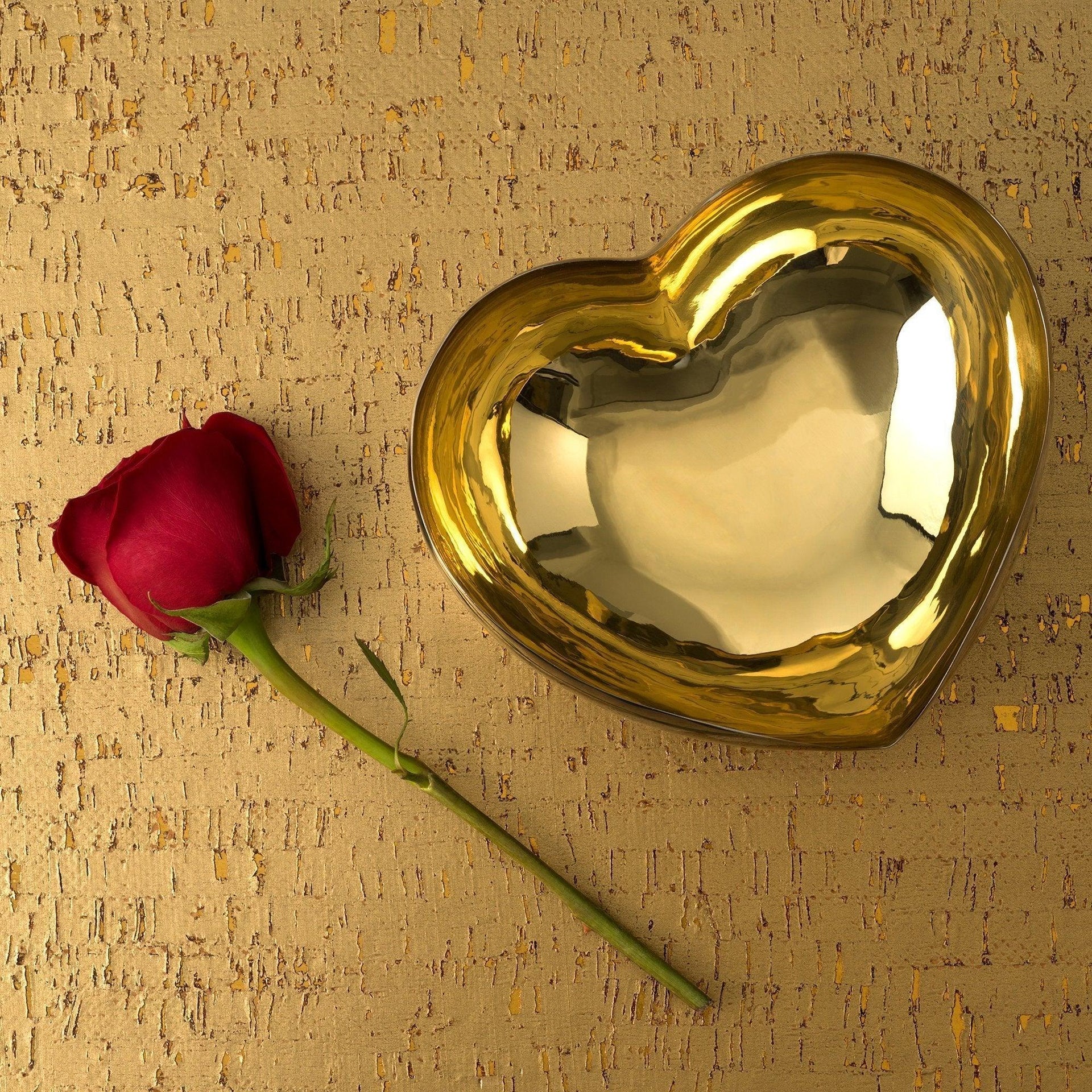 ДЕКOРАТИВНА КУПА СЪРЦЕ MICHAEL ARAM HEART DISH GOLD